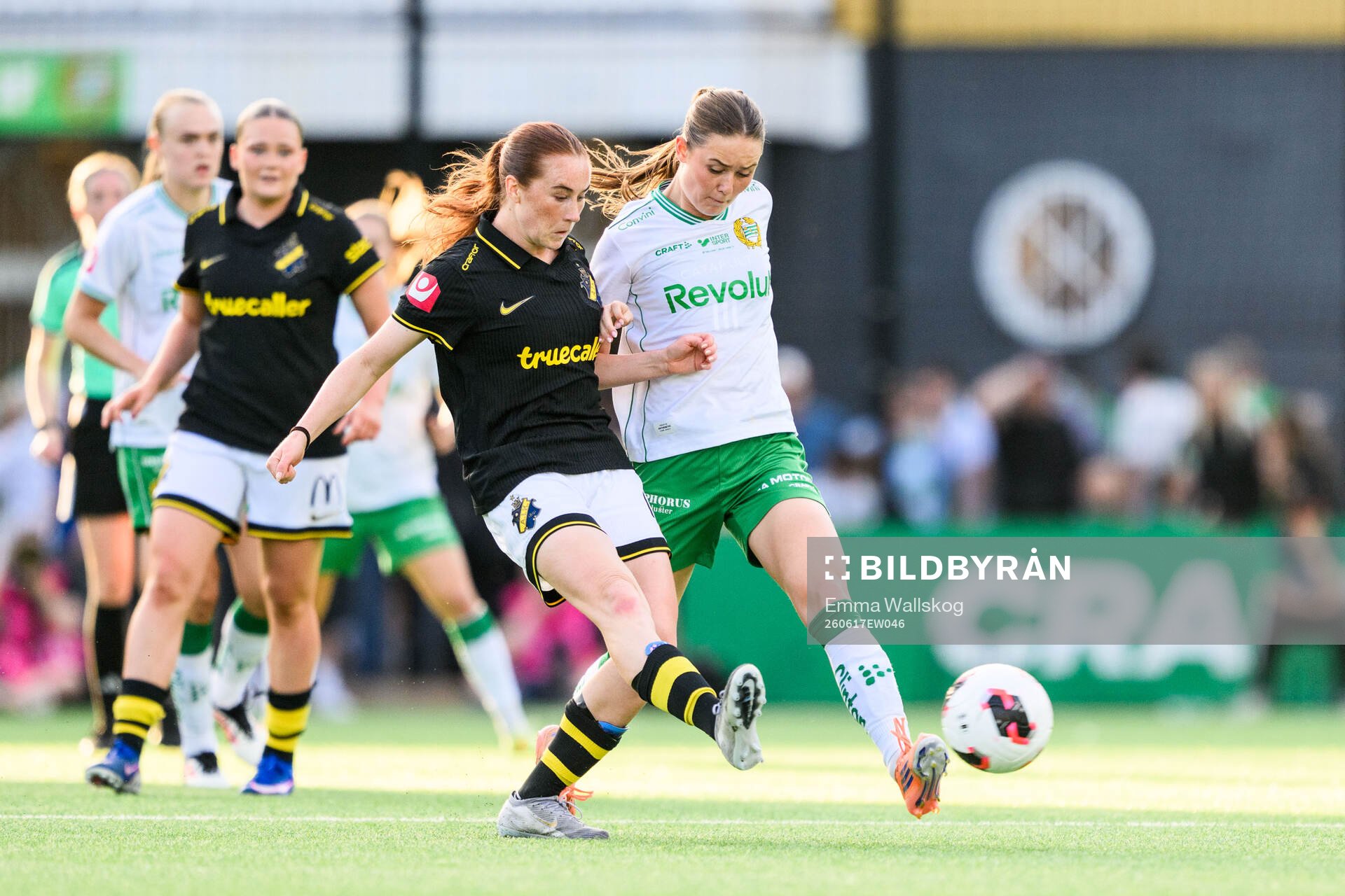 AIKs Ella Reidy och Hammarbys Svea Rehnberg