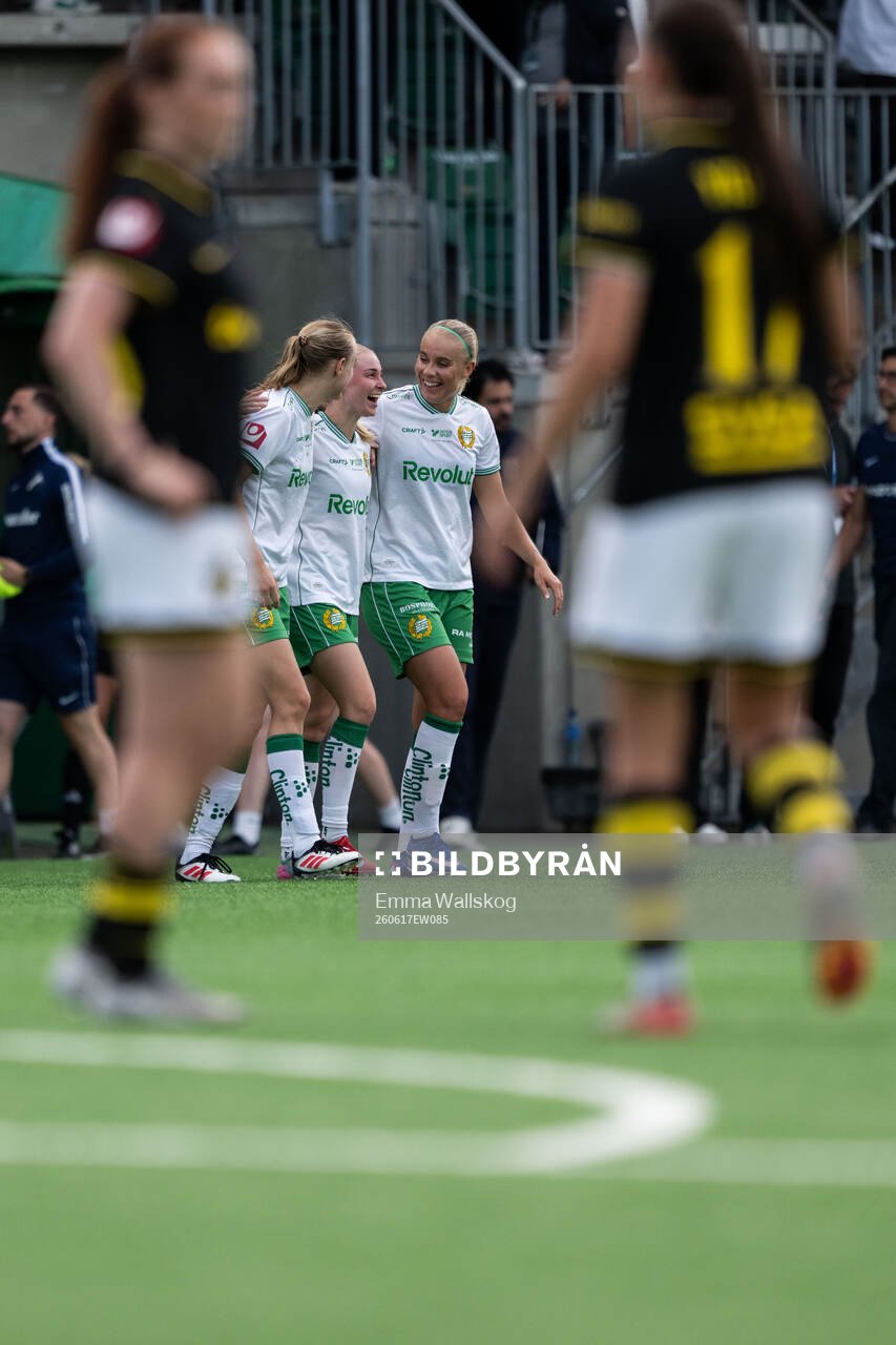 Hammarbys Elin Sørum, Emilie Joramo och Stina Lennartsson