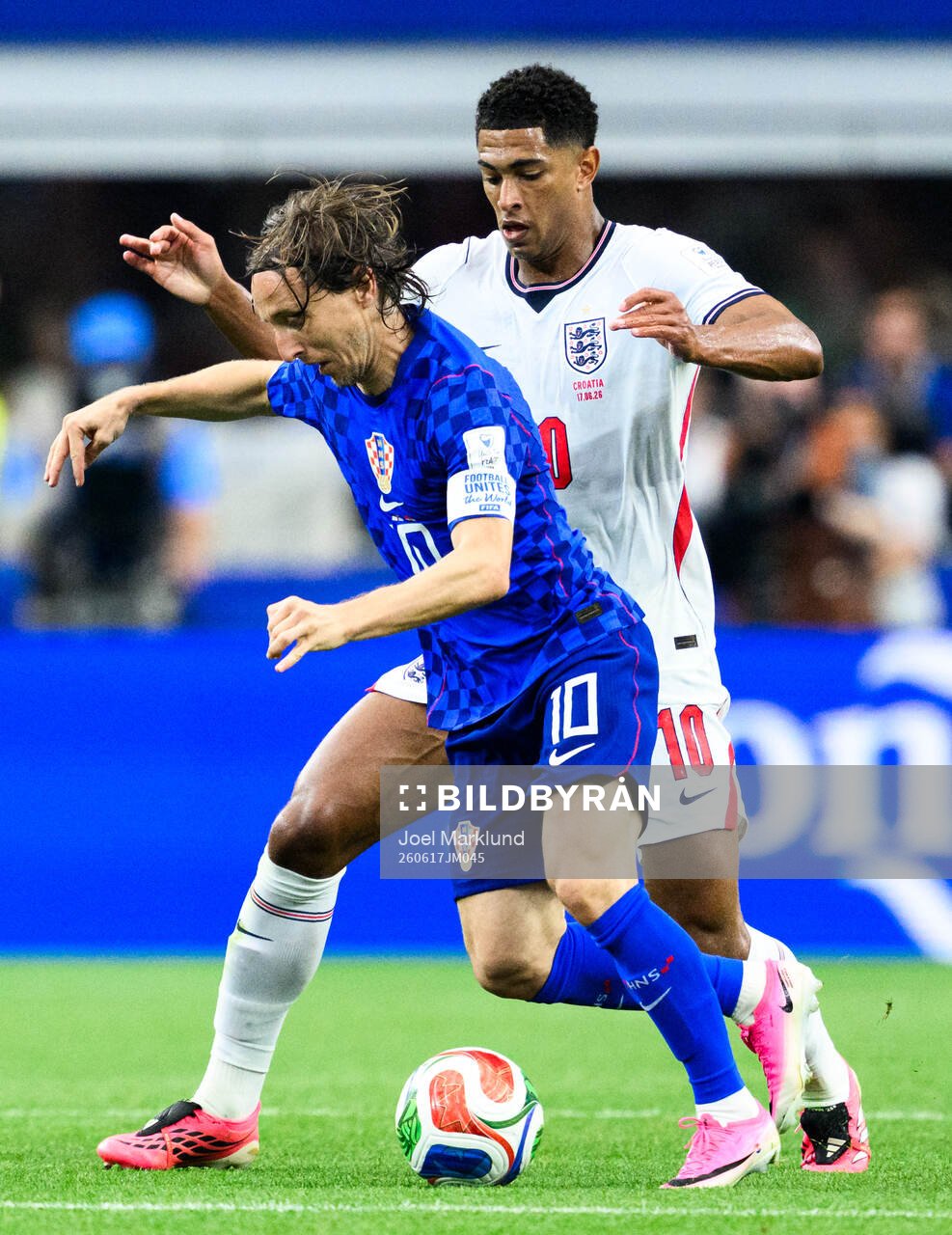 Luka Modric of Croatia and Jude Bellingham of England