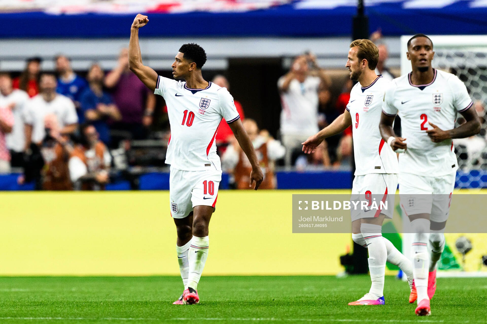 Jude Bellingham of England celebrates scoring 3-2