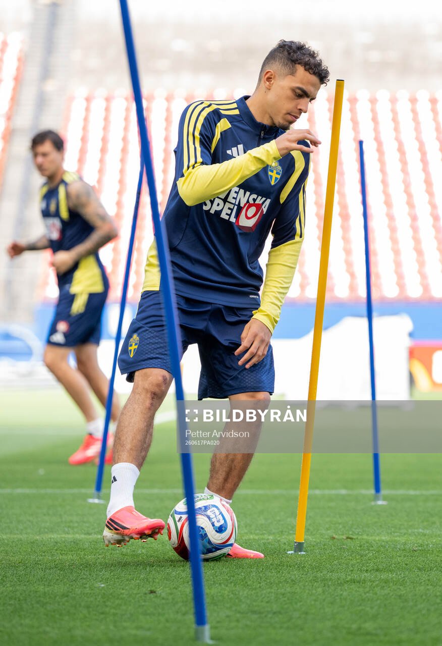Yasin Ayari of the Swedish national football team at a