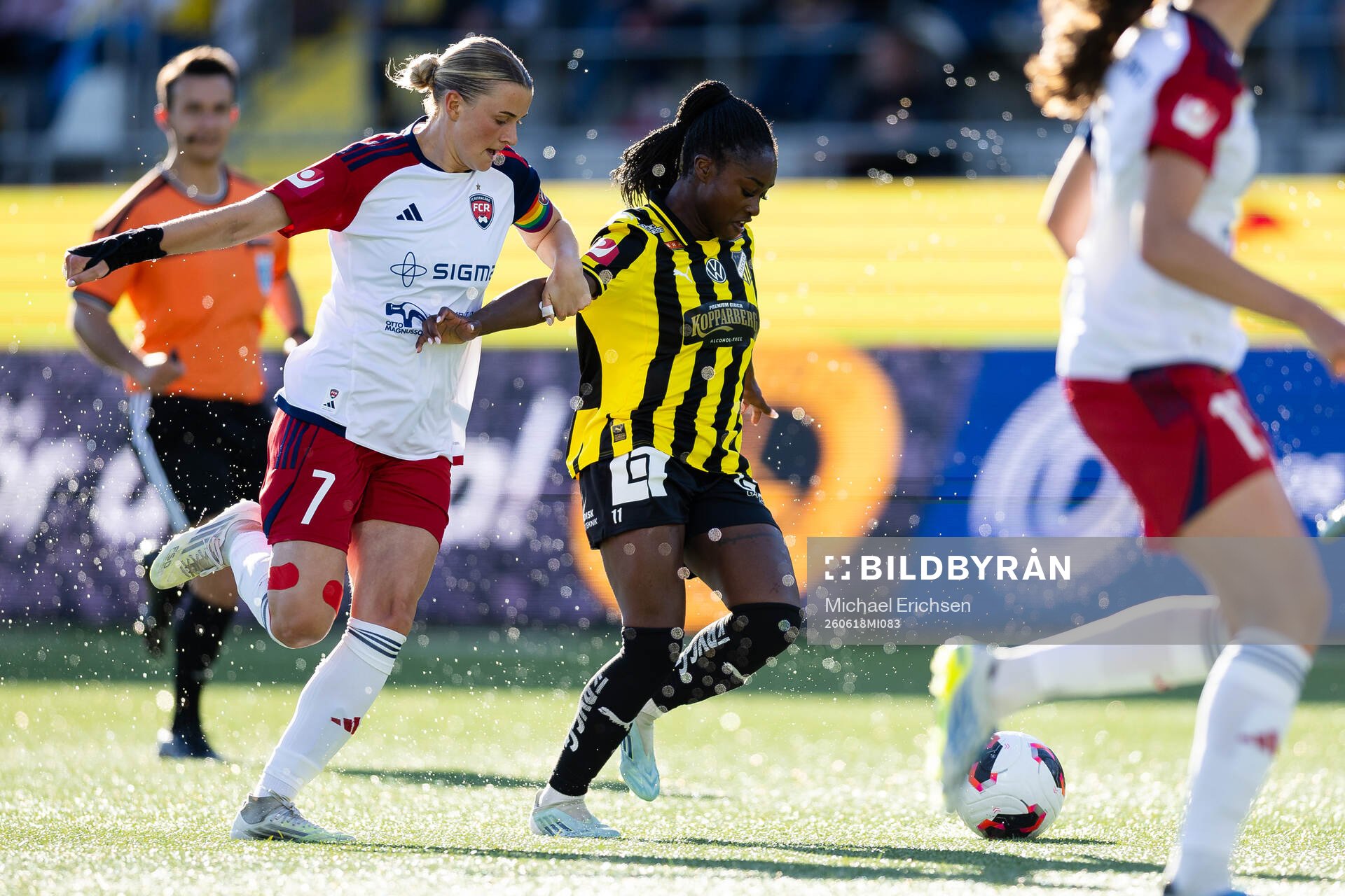 Rosengårds Thea Sørbo och Häckens Monica Jusu Bah