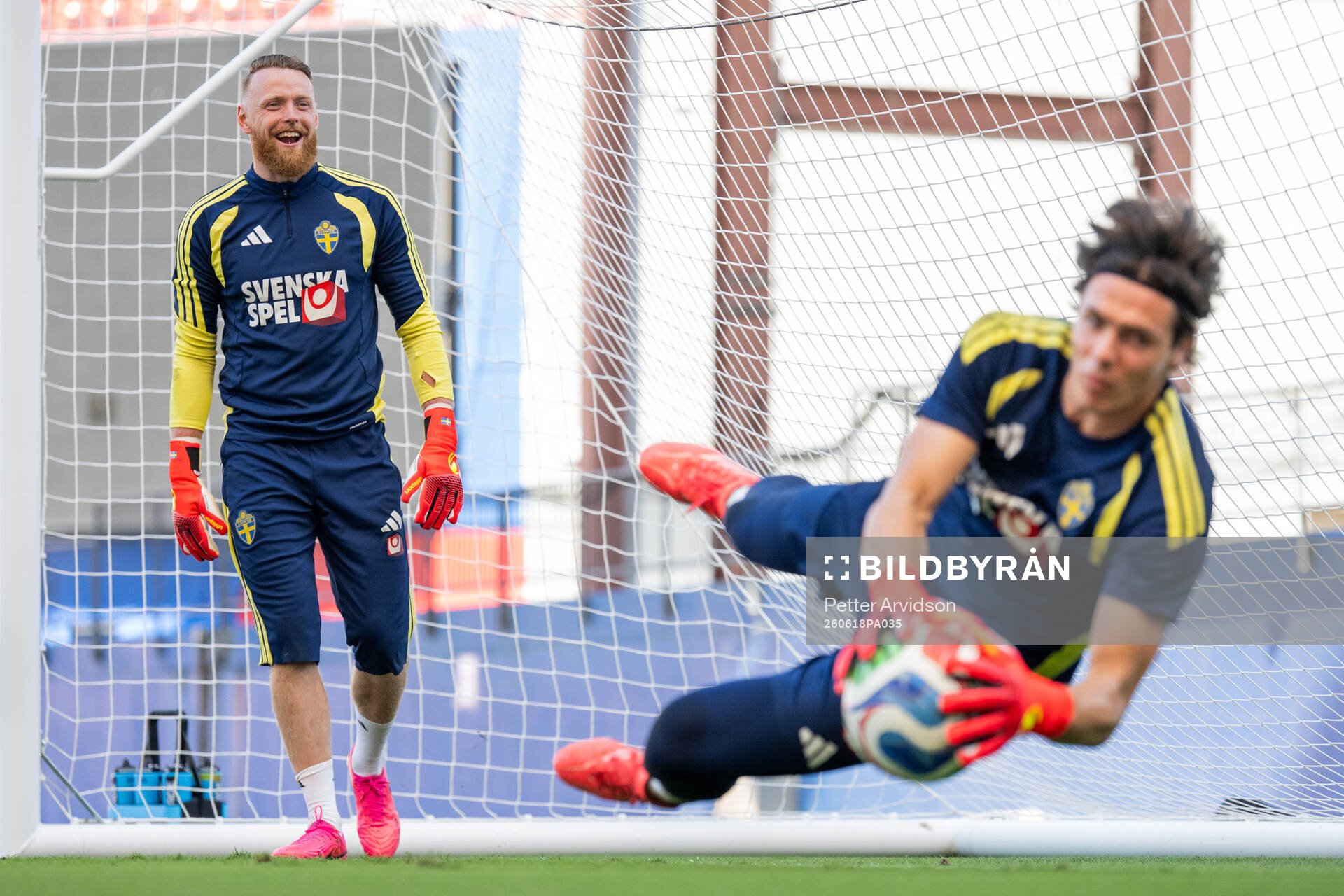 Goalkeeper Viktor Johansson and goalkeeper Jacob Widell