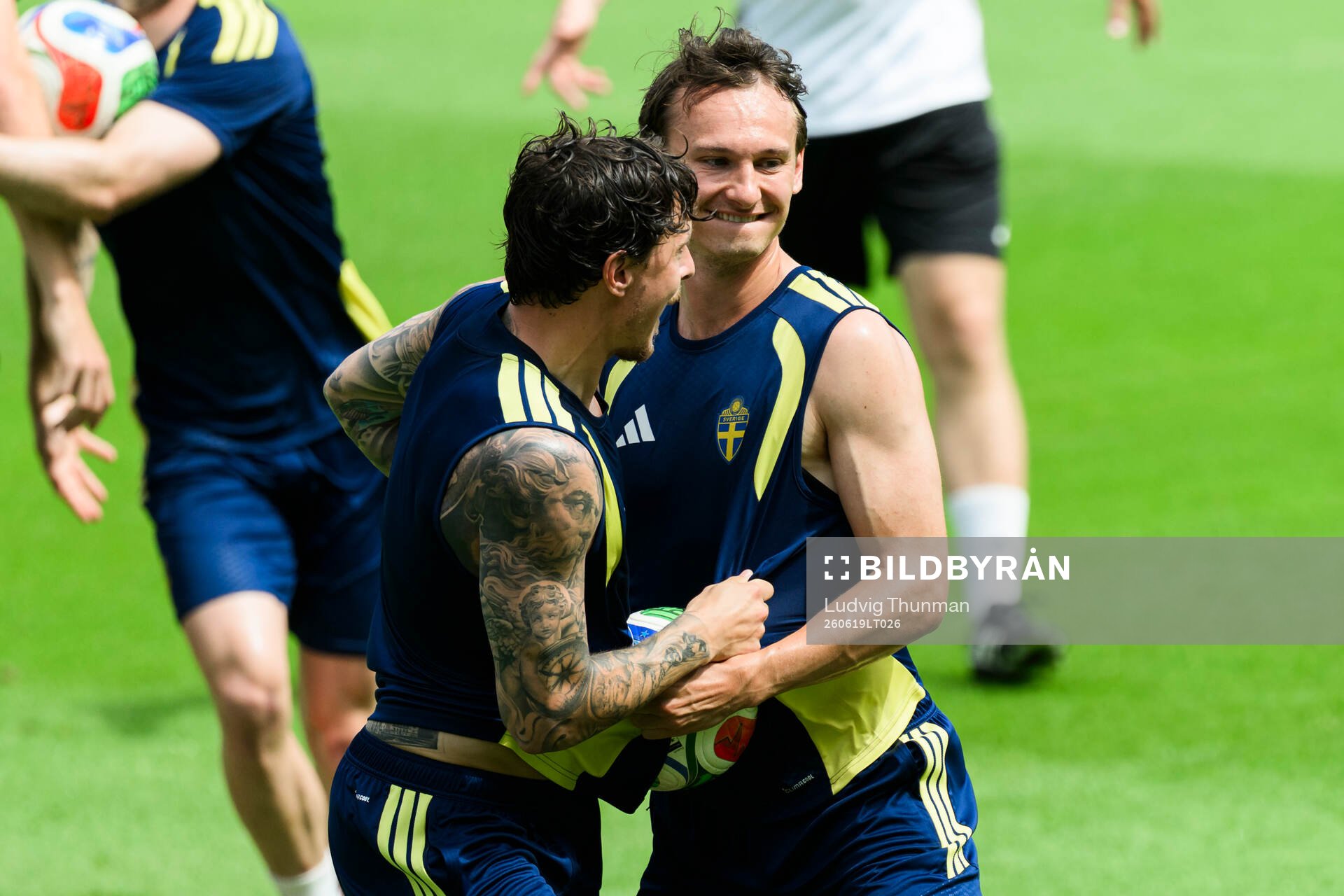 Victor Nilsson Lindelöf and Hjalmar Ekdal of the Swedish