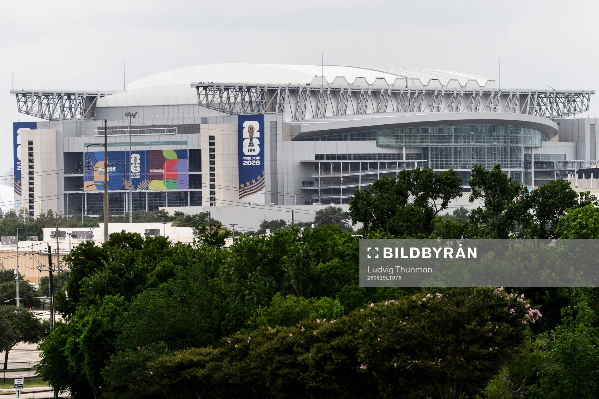 Exterior view of Houston stadium (NRG Stadium)
