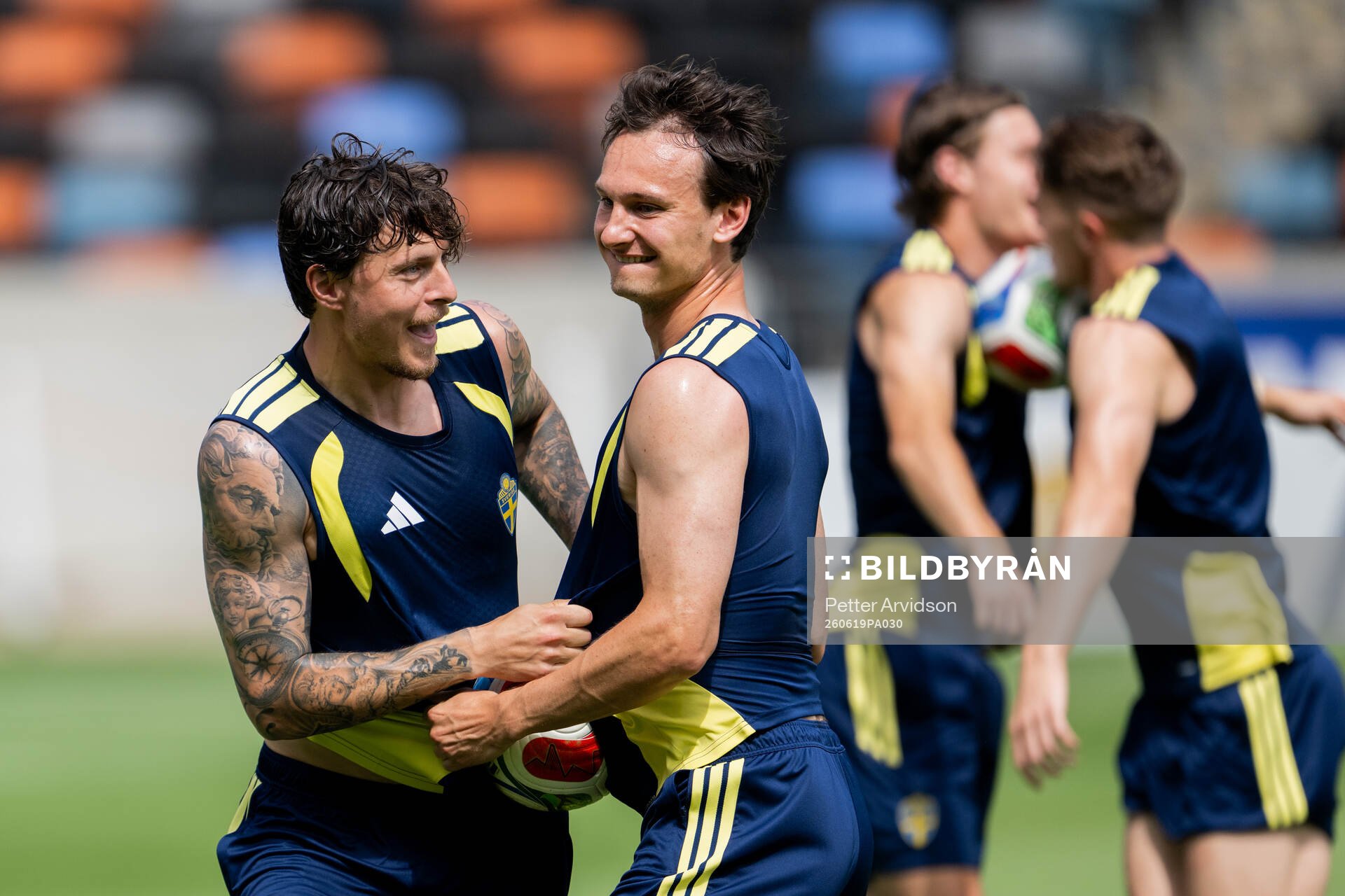 Victor Nilsson Lindelöf and Hjalmar Ekdal of the Swedish