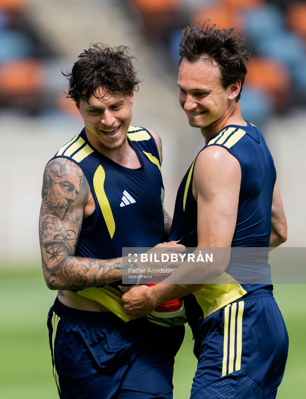 Victor Nilsson Lindelöf and Hjalmar Ekdal of the Swedish
