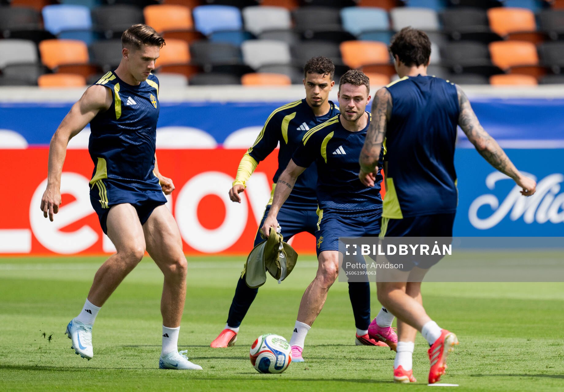 Viktor Gyökeres, Yasin Ayari and Gabriel Gudmundsson of