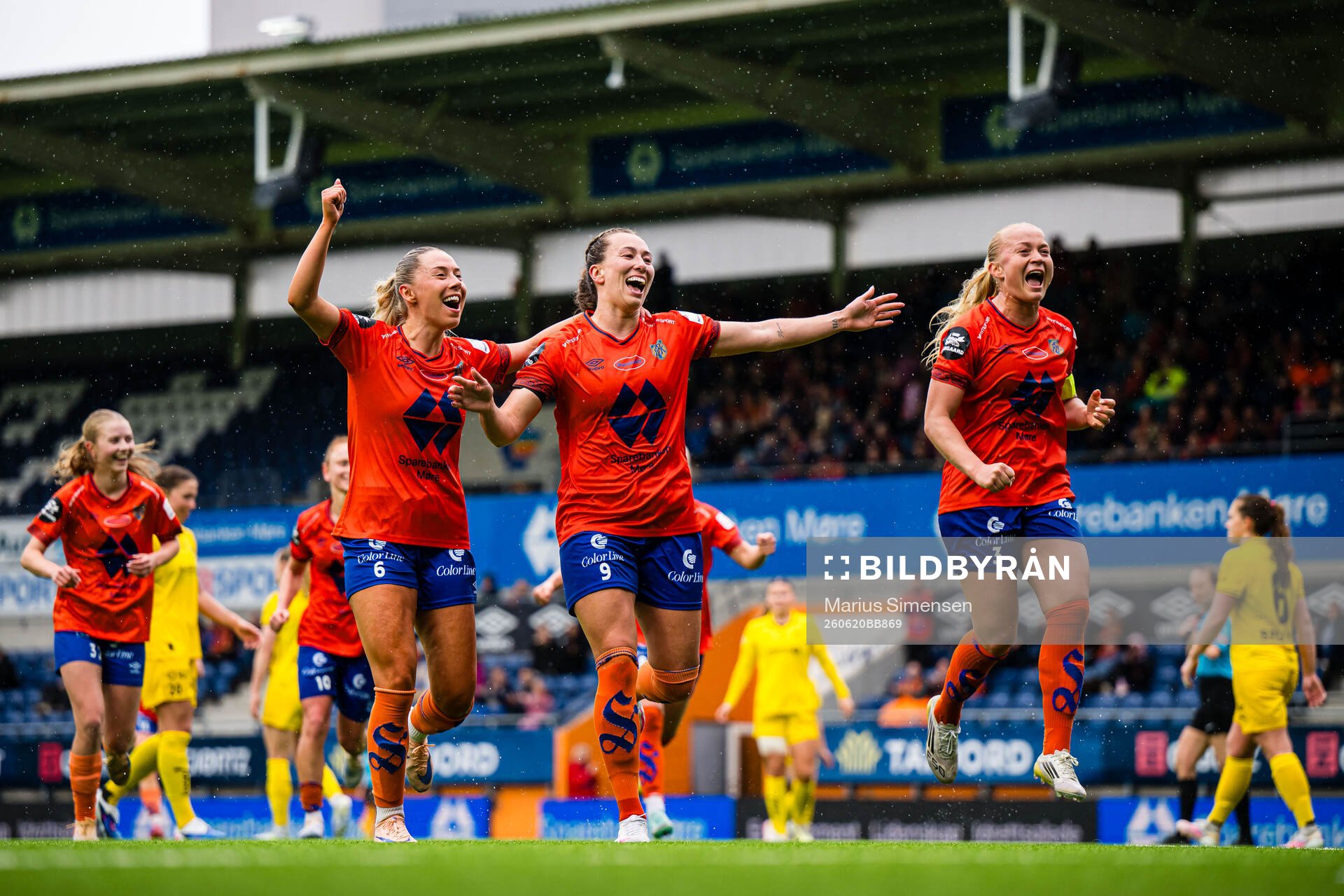 Katarina Dybvik Sunde of Aalesund celebrates