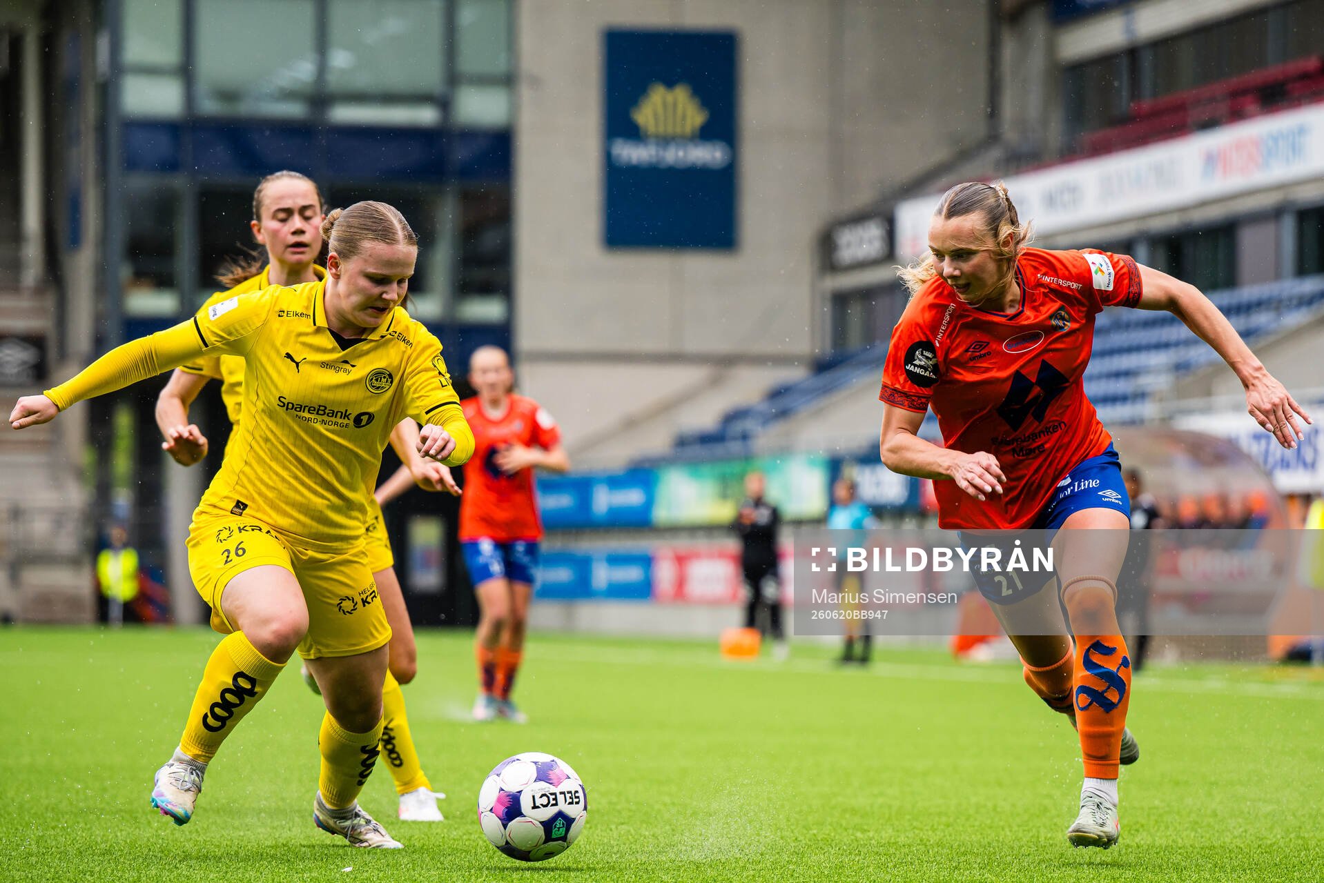 Katja Kaspersen Rengård of Bodø/Glimt and Sanne Dale