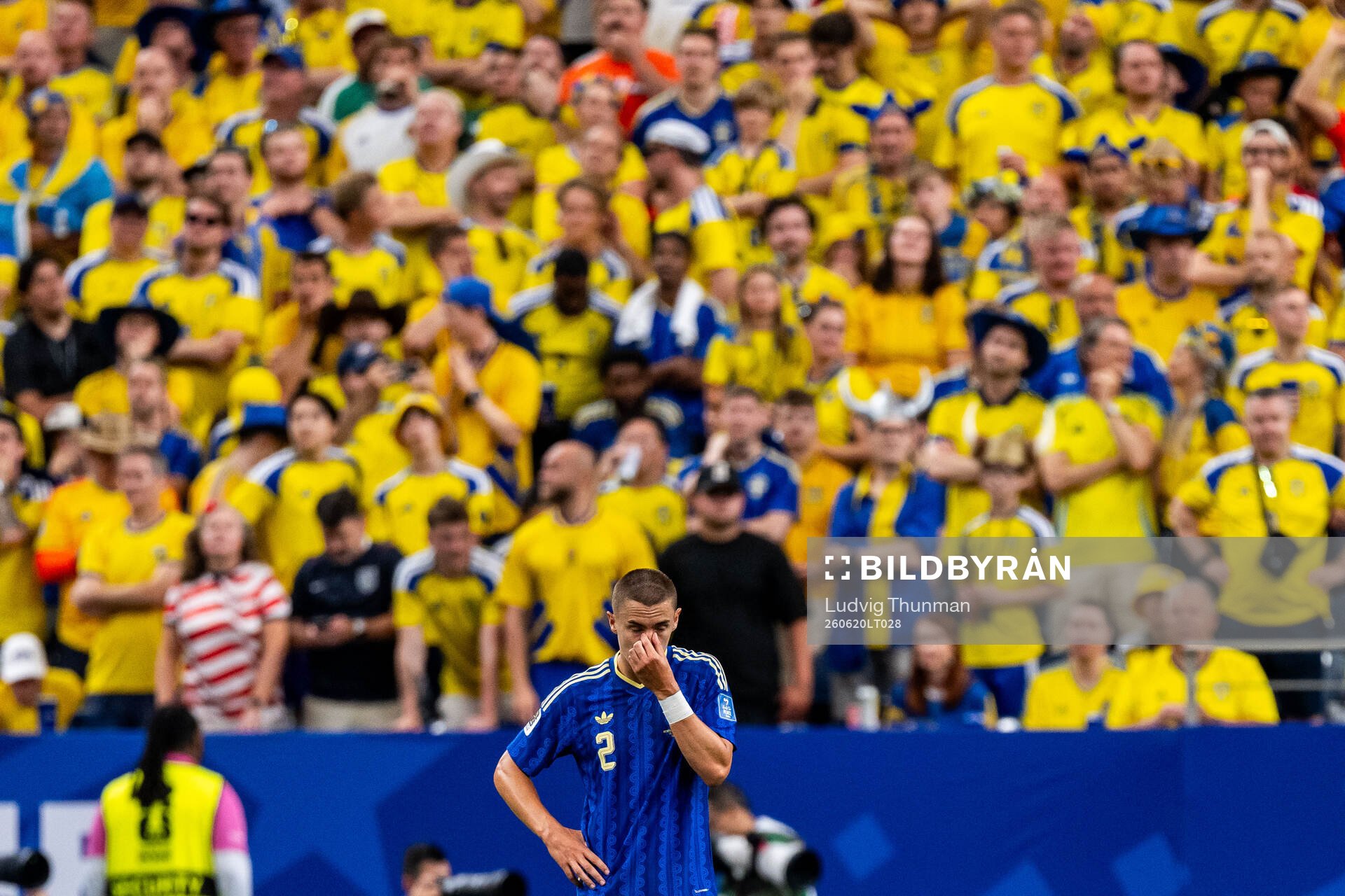 Gustaf Lagerbielke of Sweden looks dejected