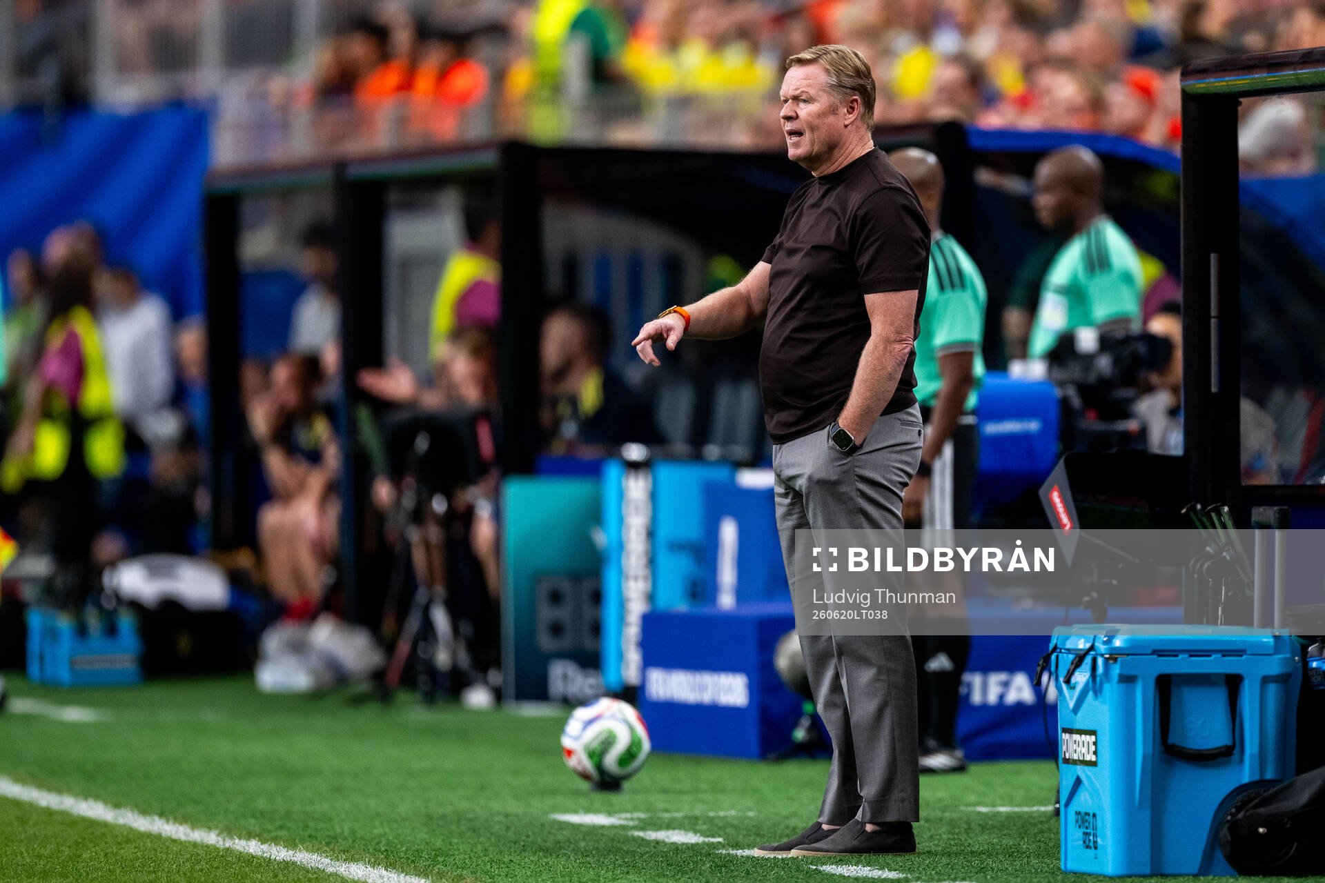 Head coach Ronald Koeman of Netherlands