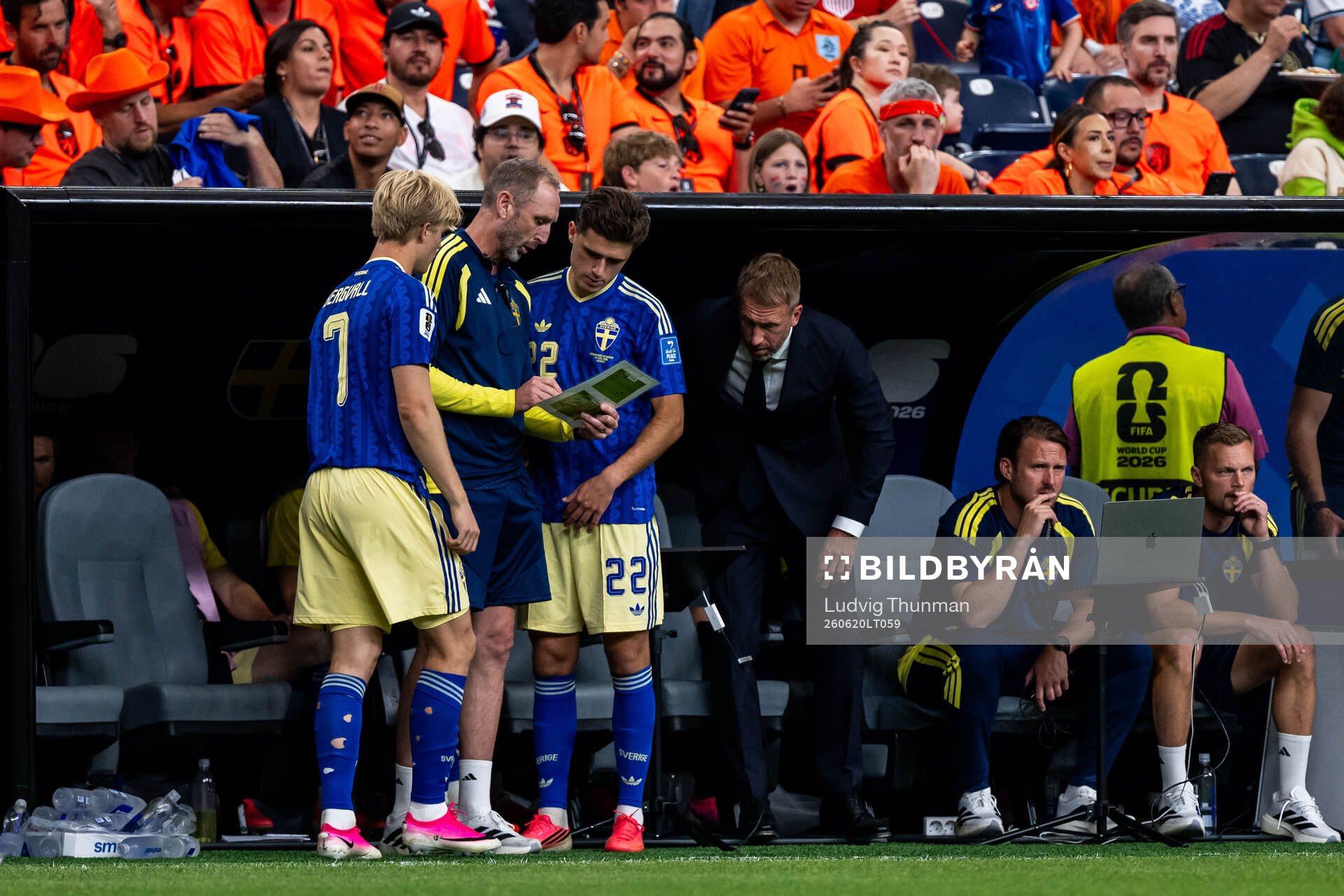 Lucas Bergvall, assistant coach Andreas Georgson and