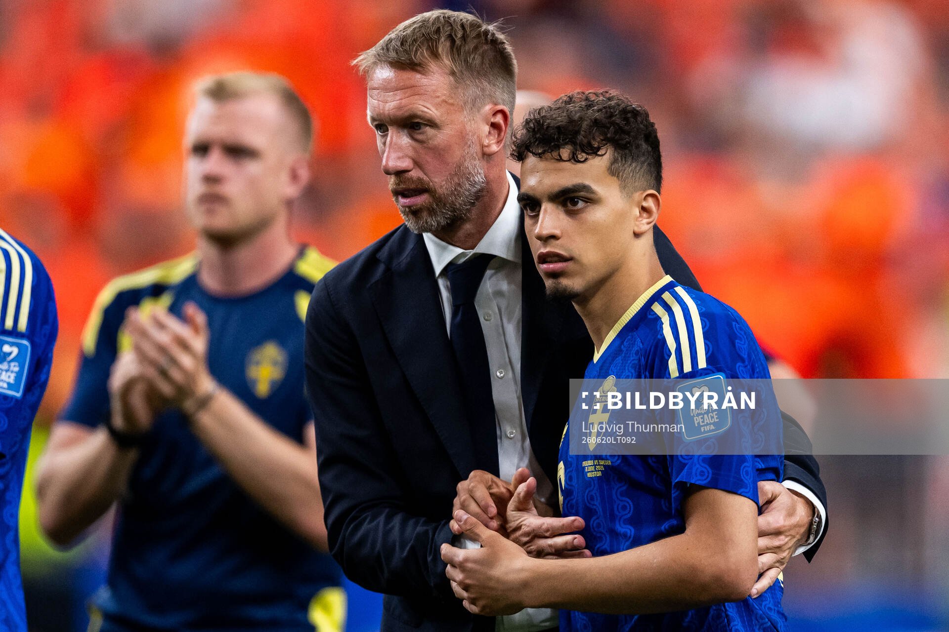 Head coach Graham Potter and Yasin Ayari of Sweden