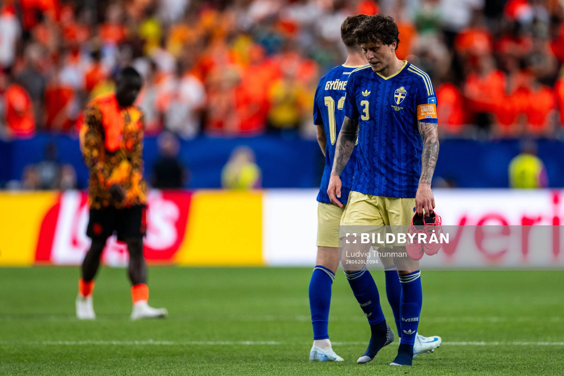 Victor Nilsson Lindelöf of Sweden looks dejected