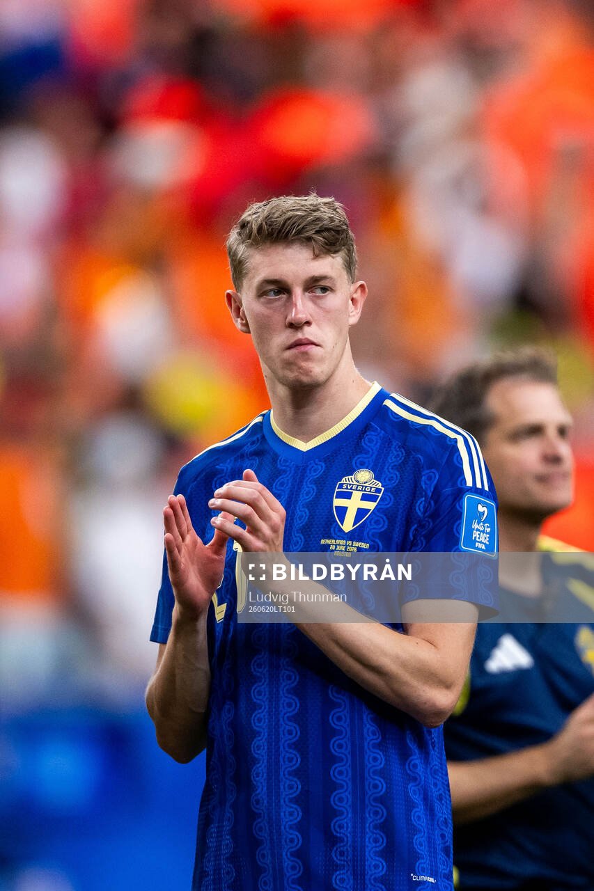 Alexander Bernhardsson of Sweden looks dejected