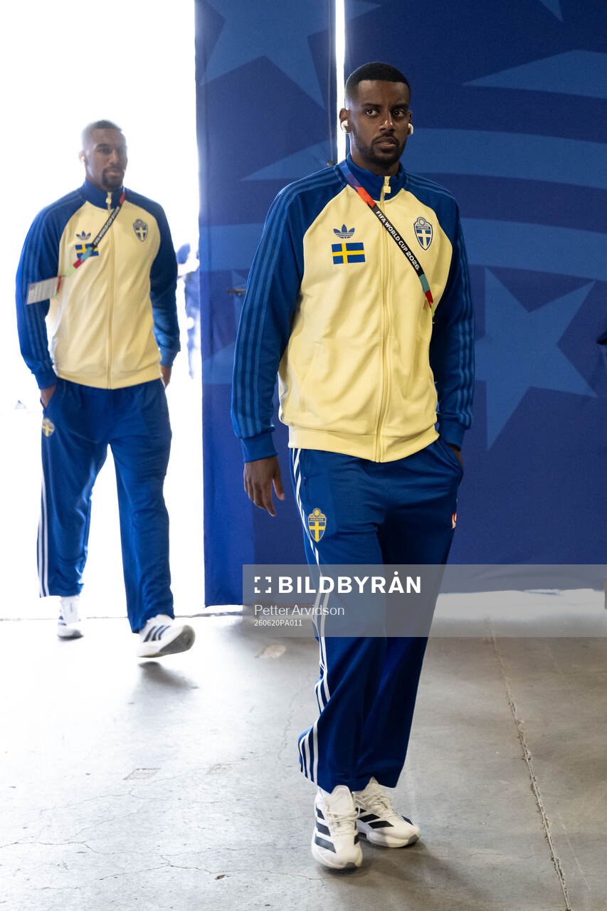 Alexander Isak of Sweden arrives at Houston Stadium