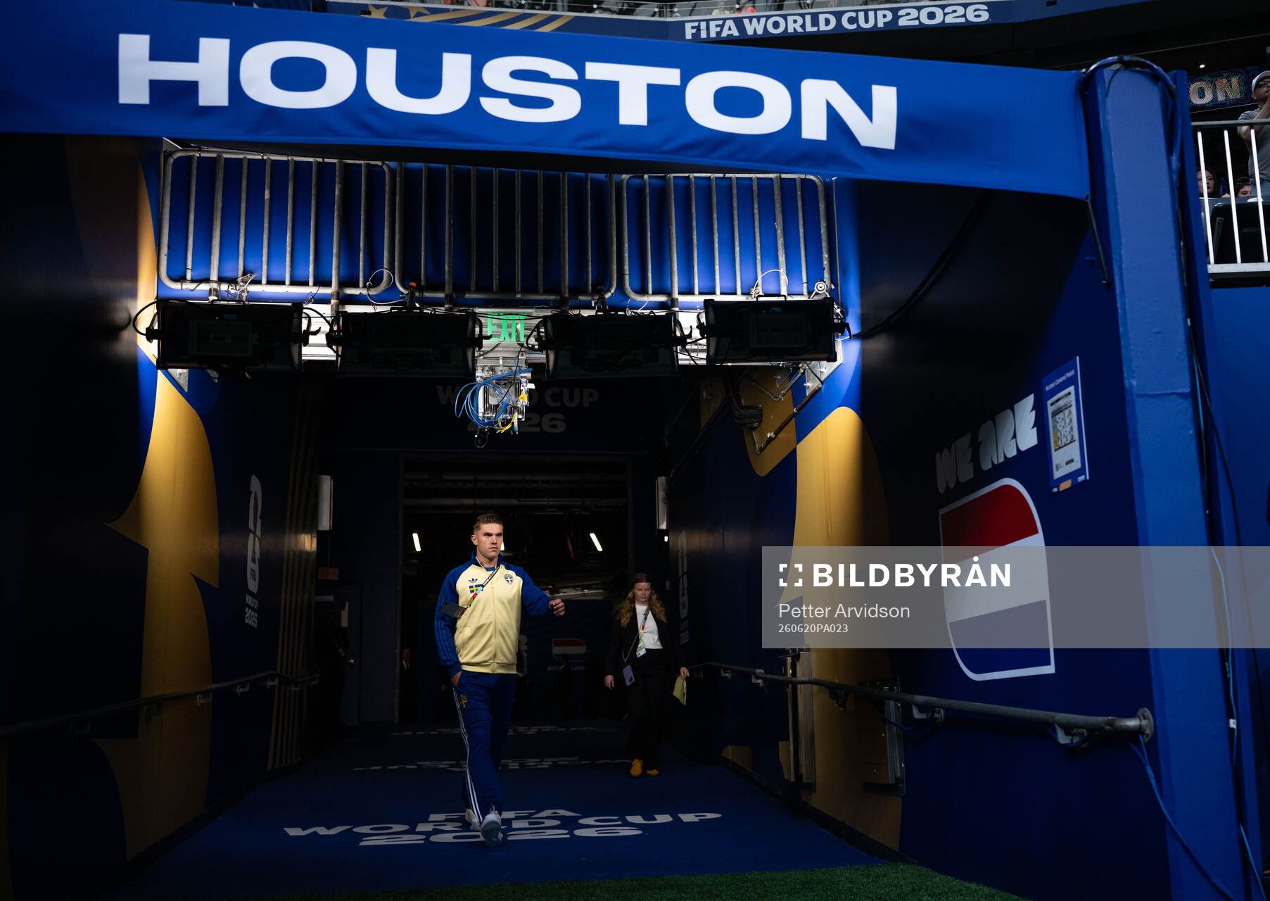 Viktor Gyökeres of Sweden arrives at Houston Stadium