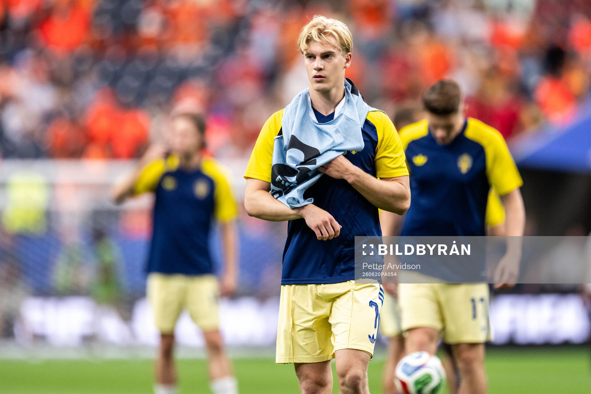 Lucas Bergvall of Sweden