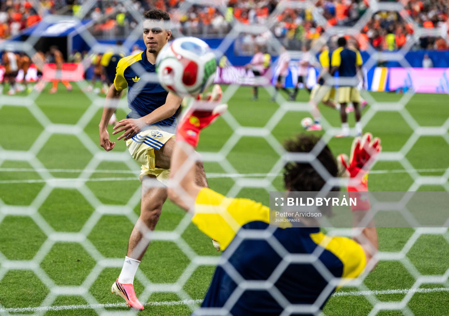 Yasin Ayari of Sweden