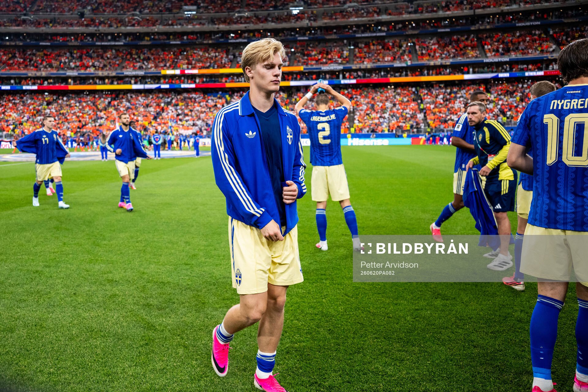 Lucas Bergvall of Sweden