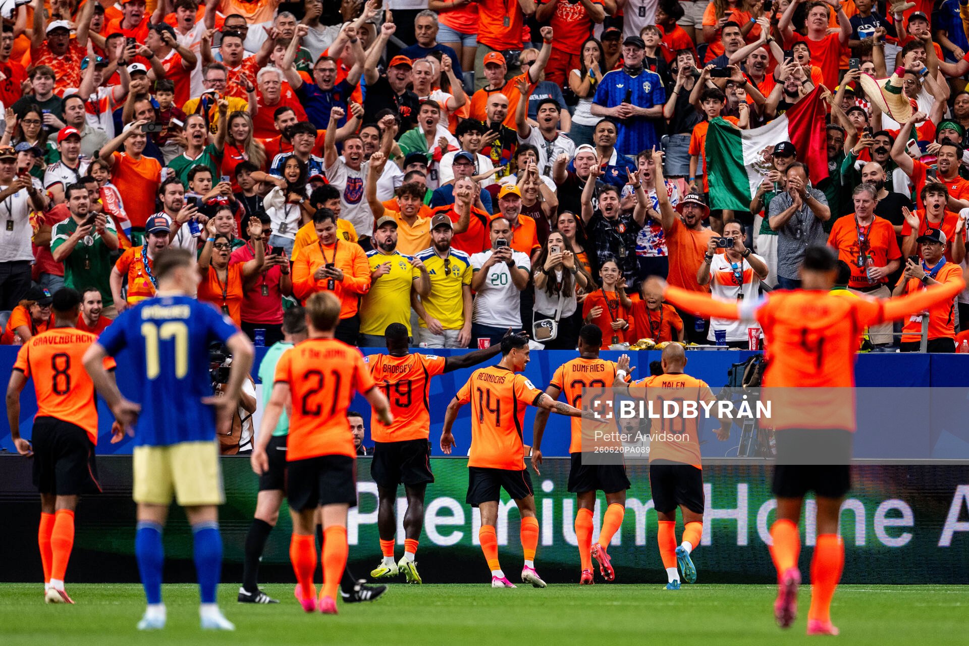 Brian Brobbey of Netherlands celebrates