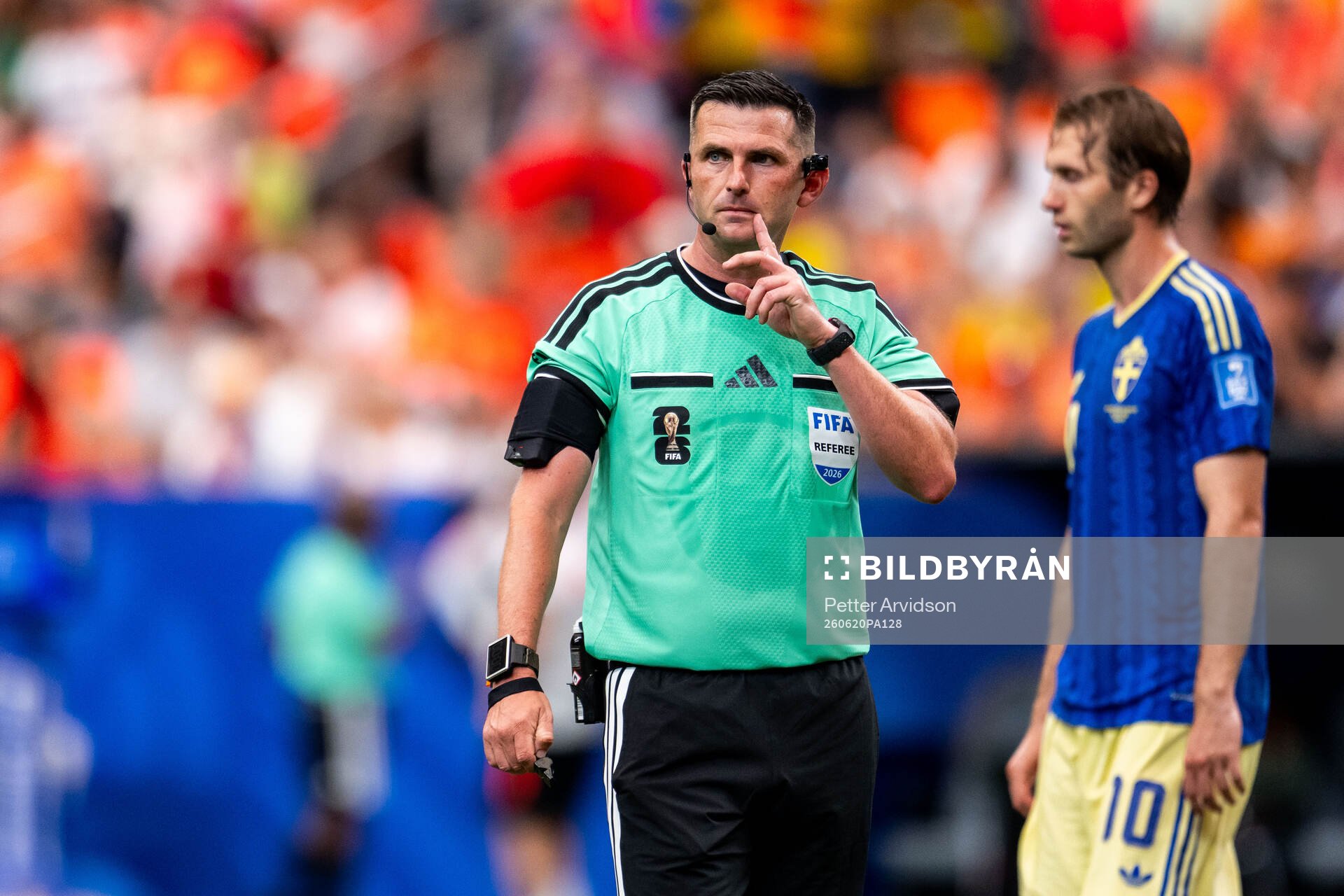 Referee Michael Oliver