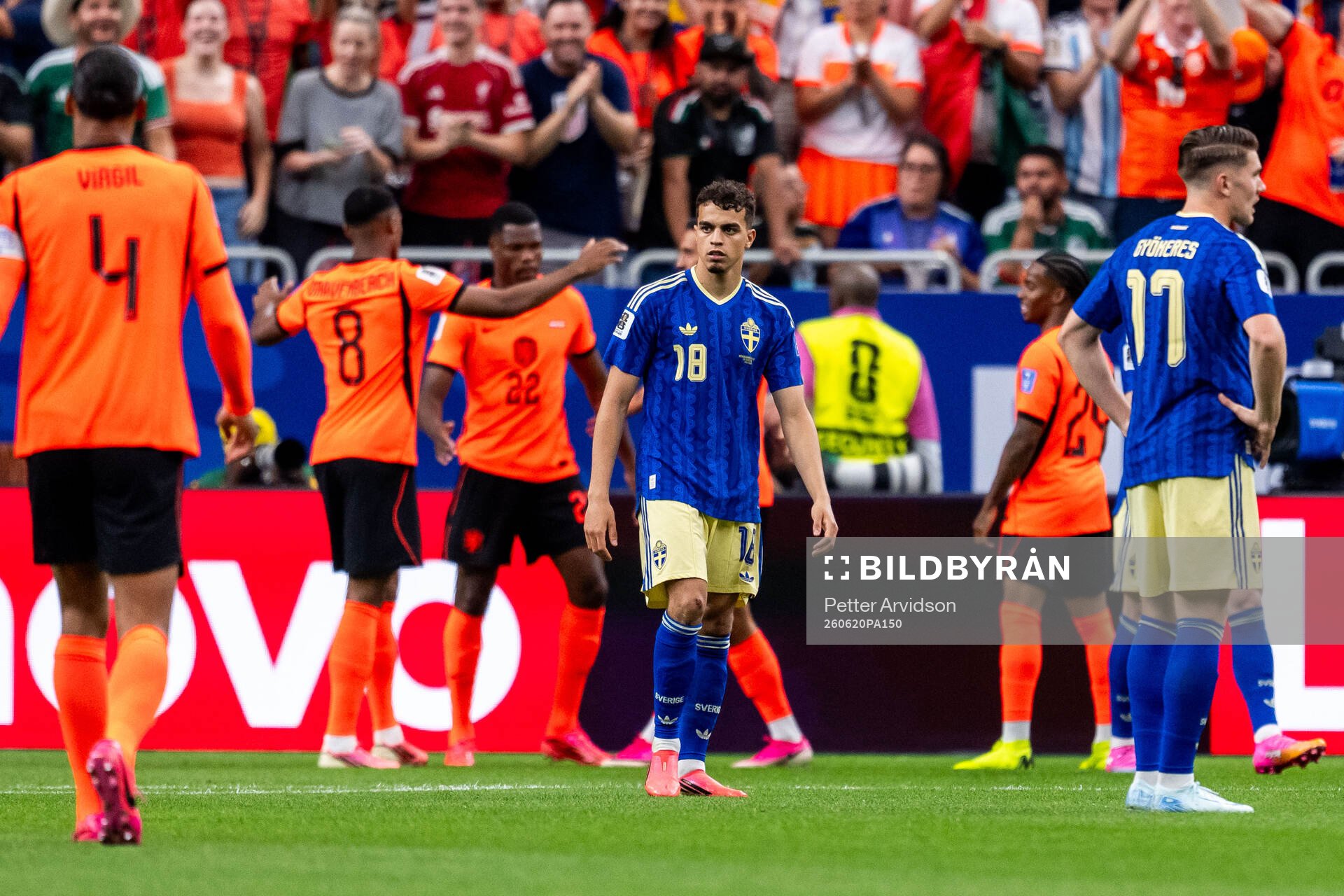 Yasin Ayari of Sweden looks dejected