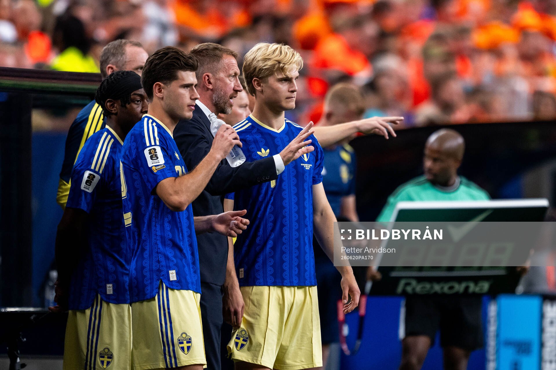 Anthony Elanga, Besfort Zeneli, head coach Graham Potter