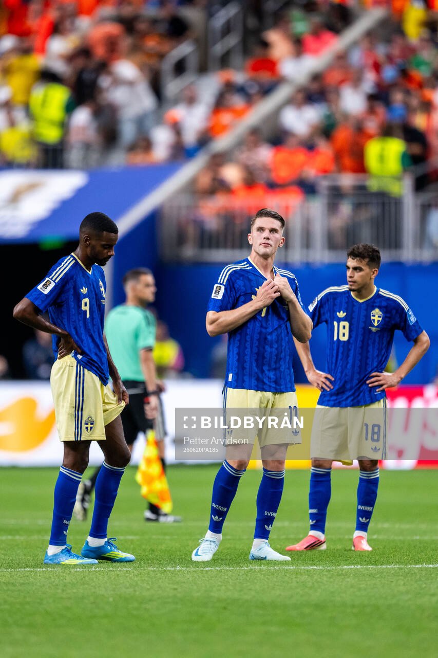 Alexander Isak, Viktor Gyökeres and Yasin Ayari of Sweden