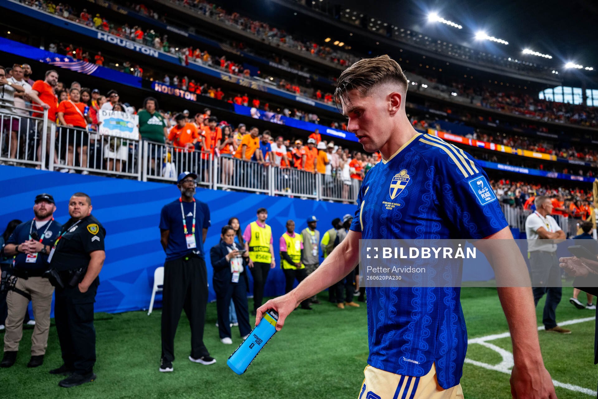Viktor Gyökeres of Sweden looks dejected