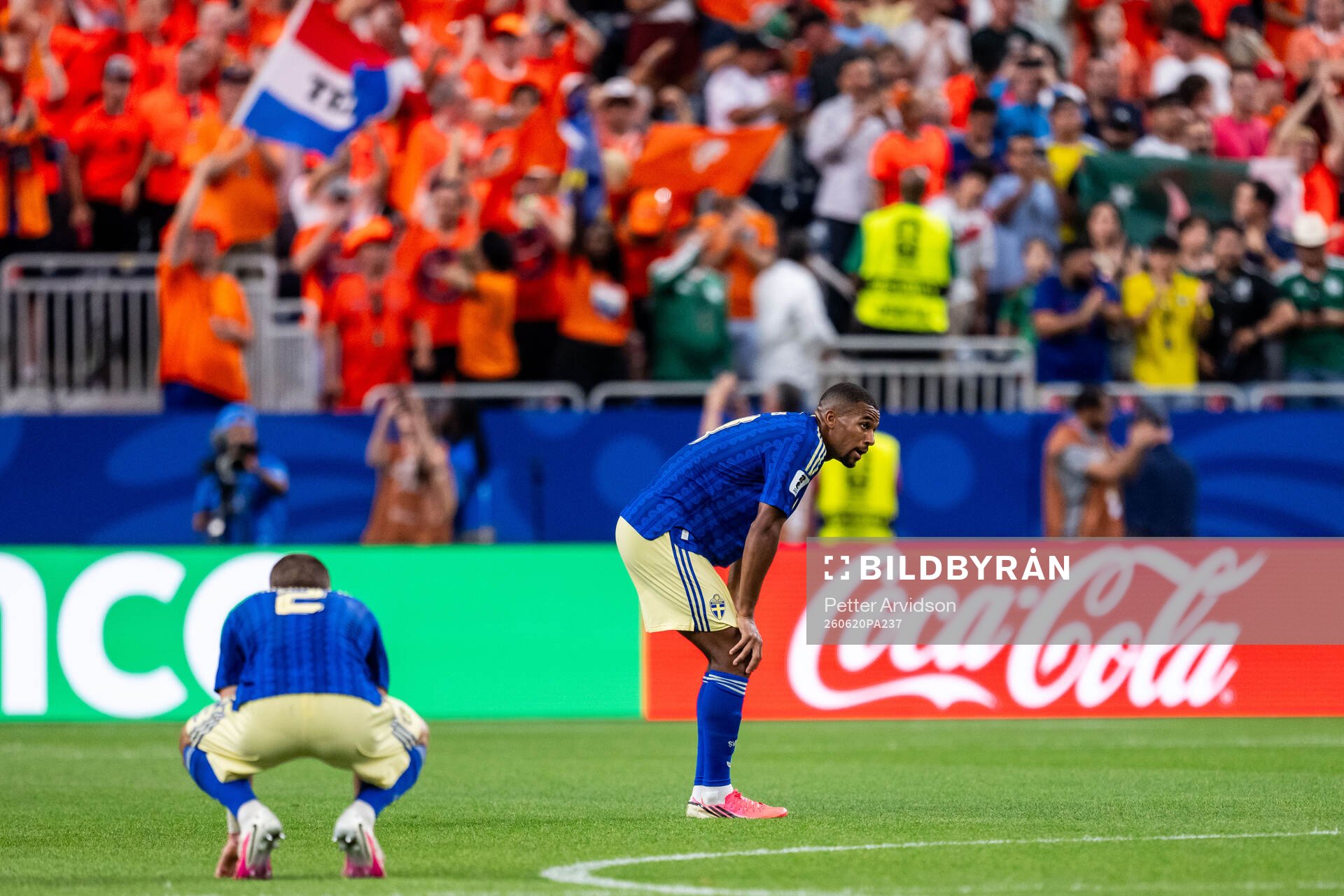 Gustaf Lagerbielke and Isak Hien of Sweden look dejected