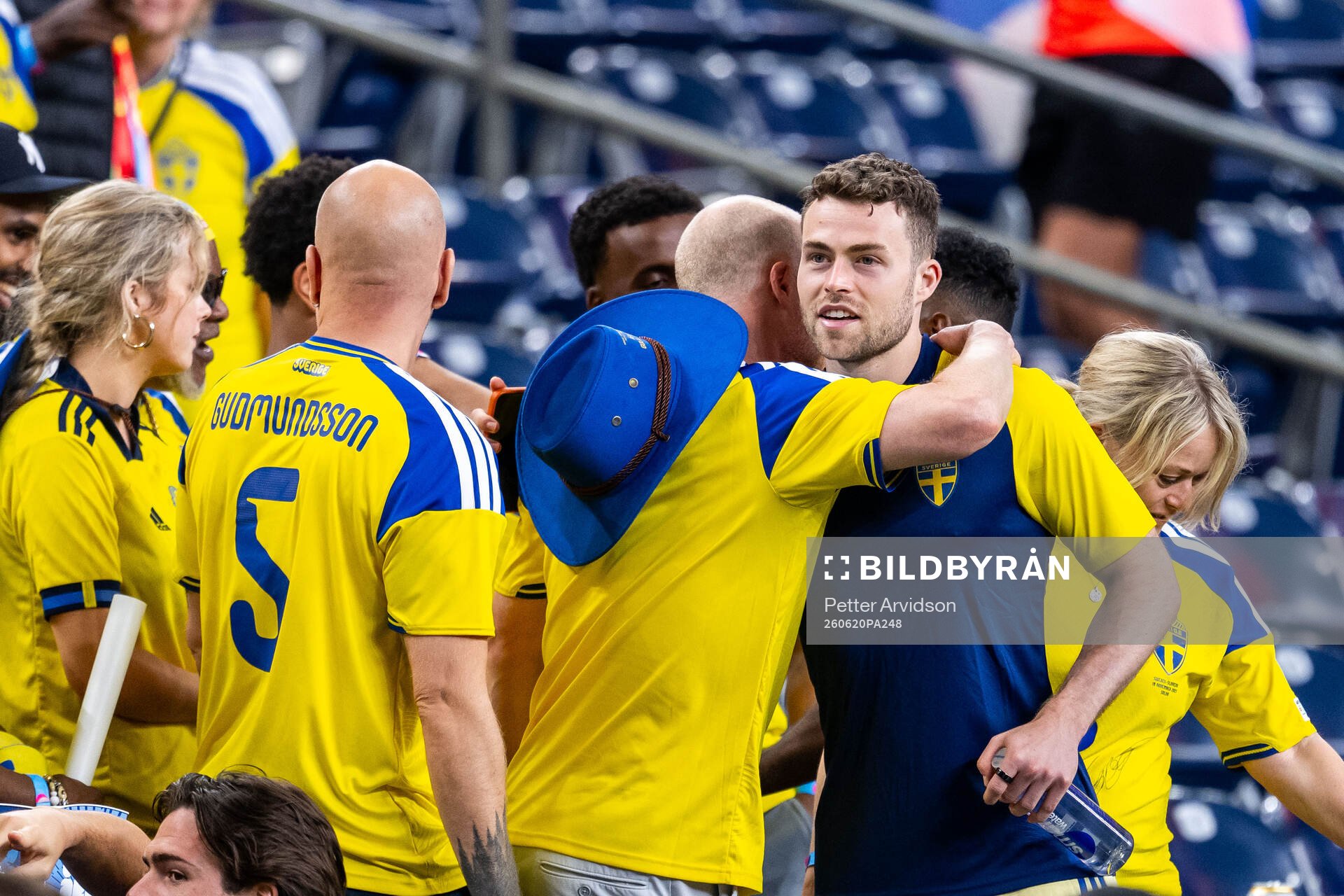 Gabriel Gudmundsson of Sweden with family