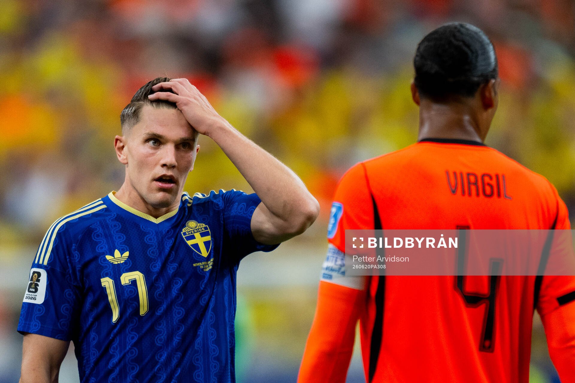 Viktor Gyökeres of Sweden and Virgil Van Dijk of