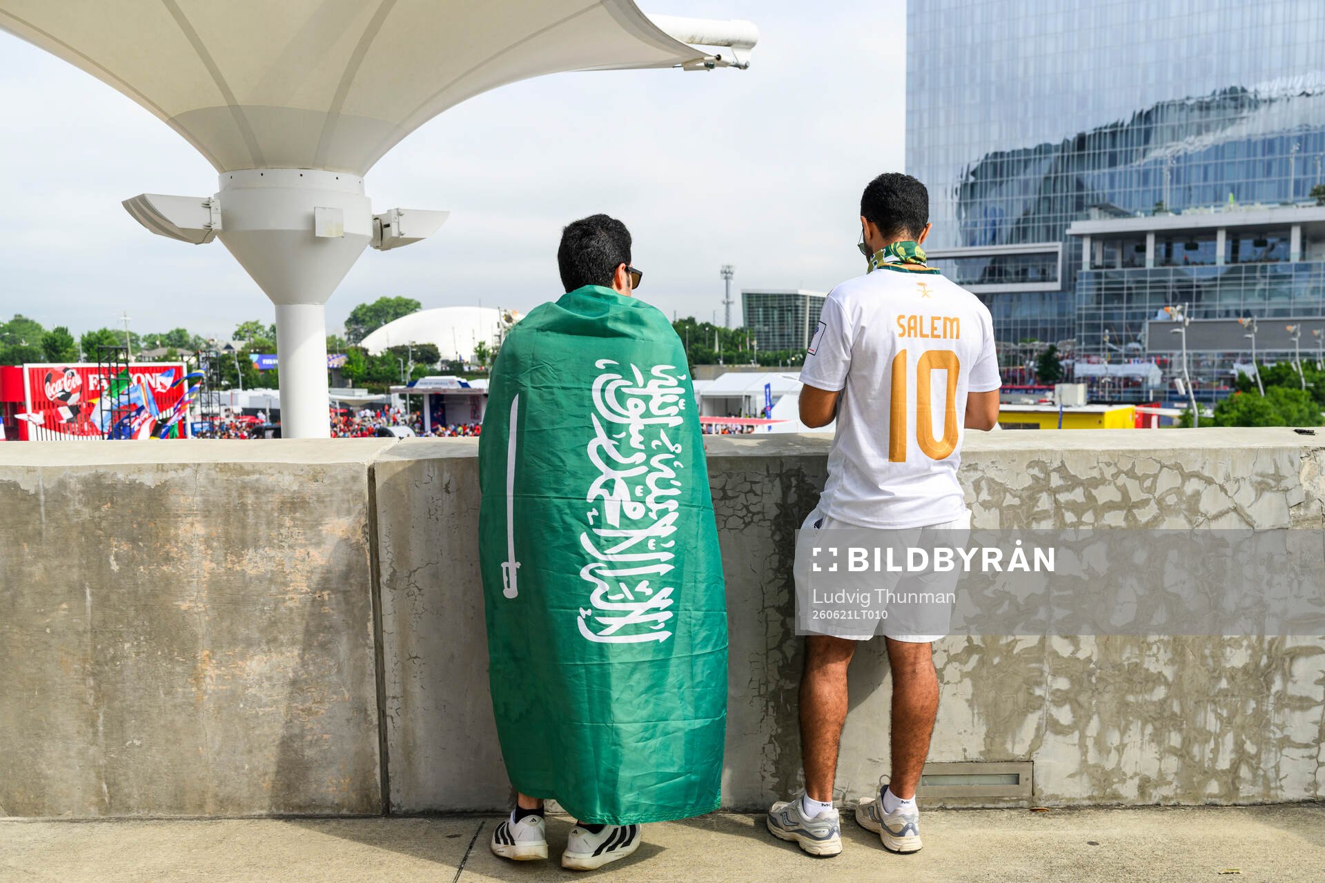 Supporters of Saudi Arabia outside the stadium