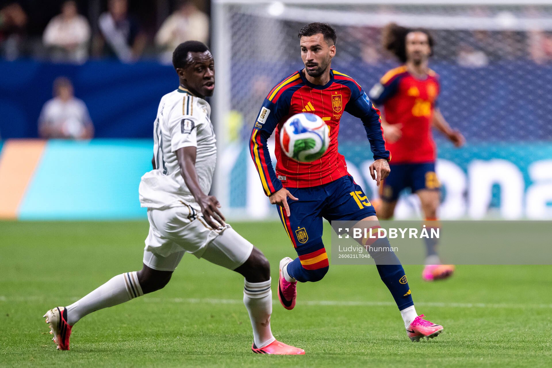 Hassan Altambakti of Saudi Arabia and Alex Baena of Spain