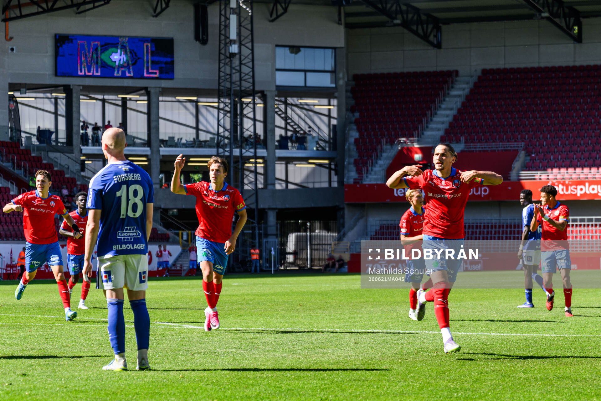Helsingborgs Ervin Gigovic jublar