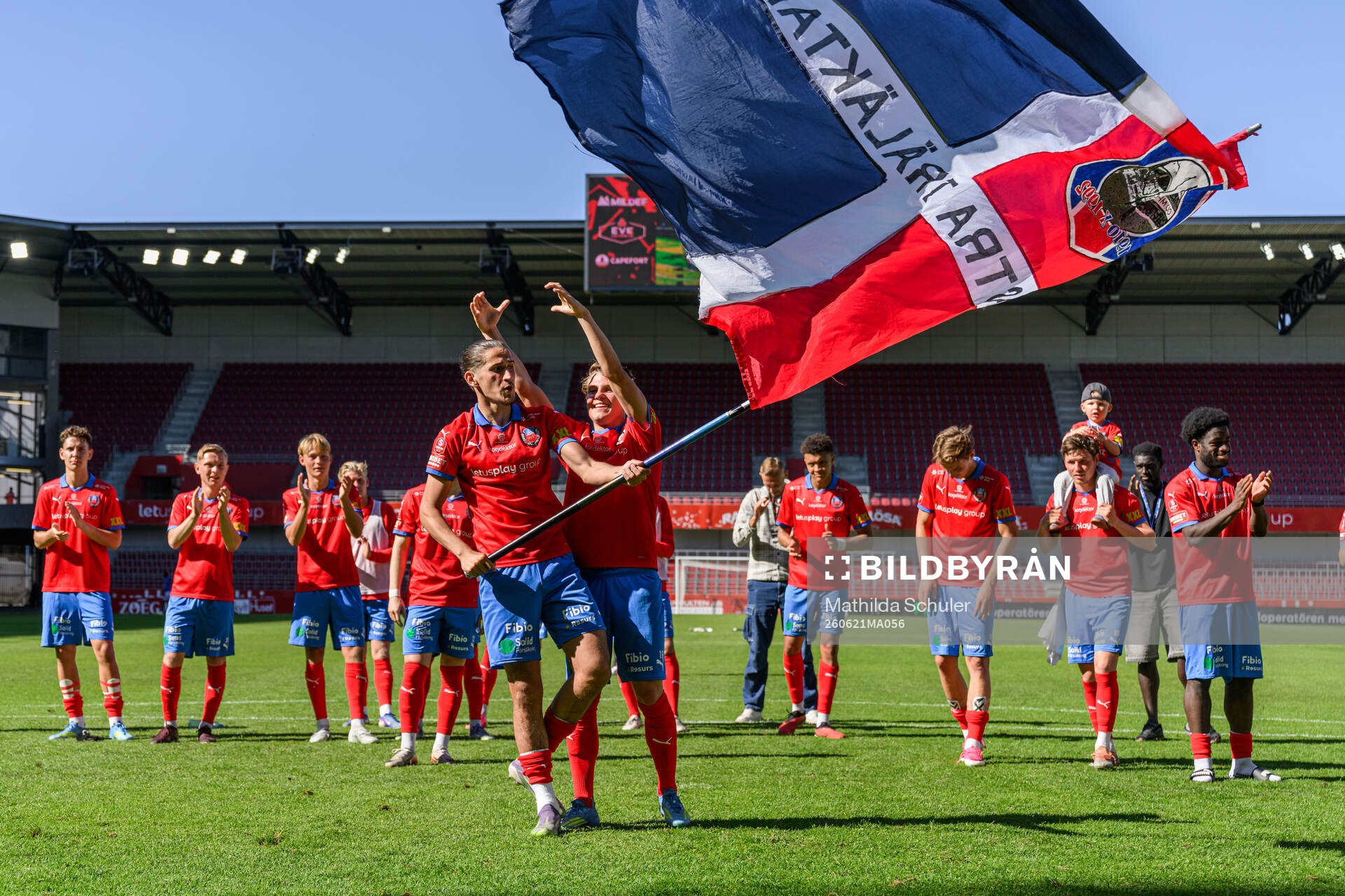 Helsingborgs Ervin Gigovic och Lucas Landgren Persson jublar