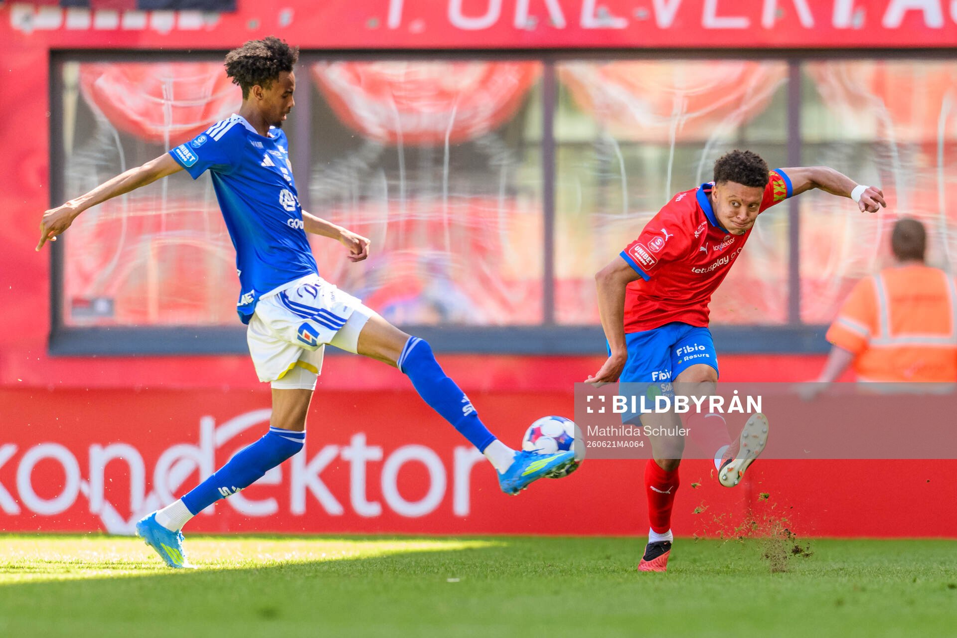 GIF Sundsvalls Suwaibou Kebbeh och Helsingborgs Obafemi
