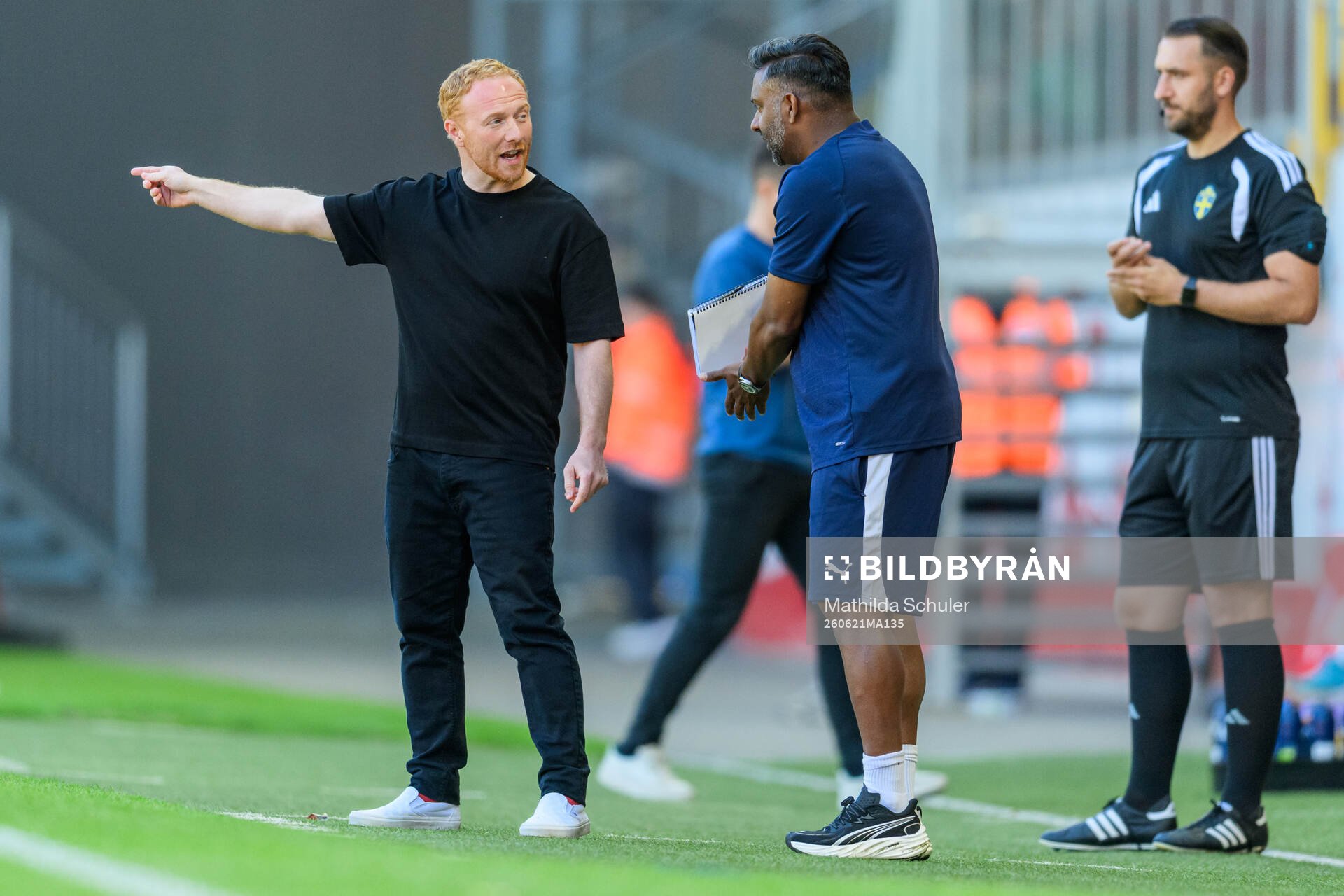 Helsingborgs manager Stevie Grieve och assisterande