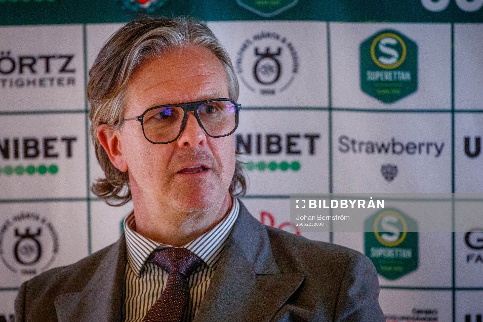 Örebros tränare Rikard Norling på presskonferensen