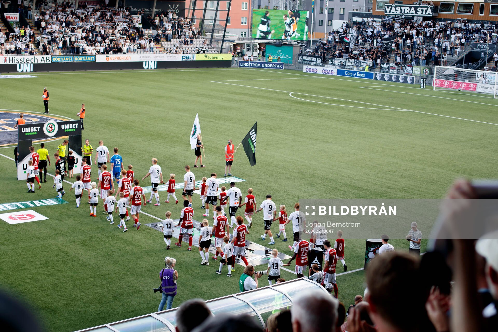 Lagen går in på planen