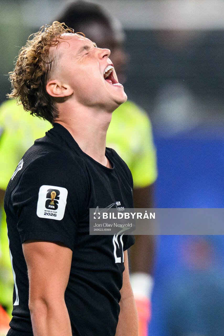 Andreas Schjelderup of Norway reacts