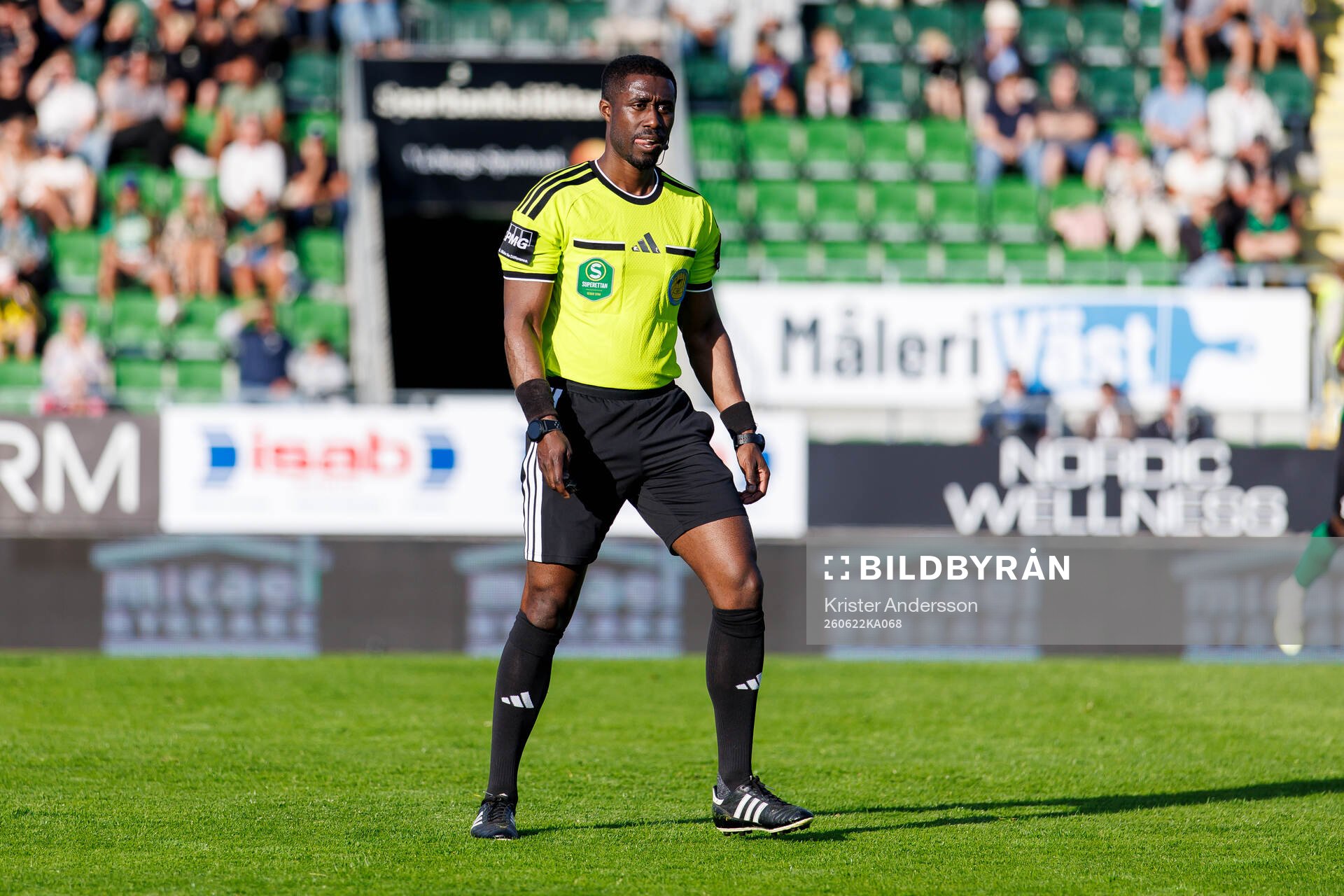 Domare Fredrik Oppong