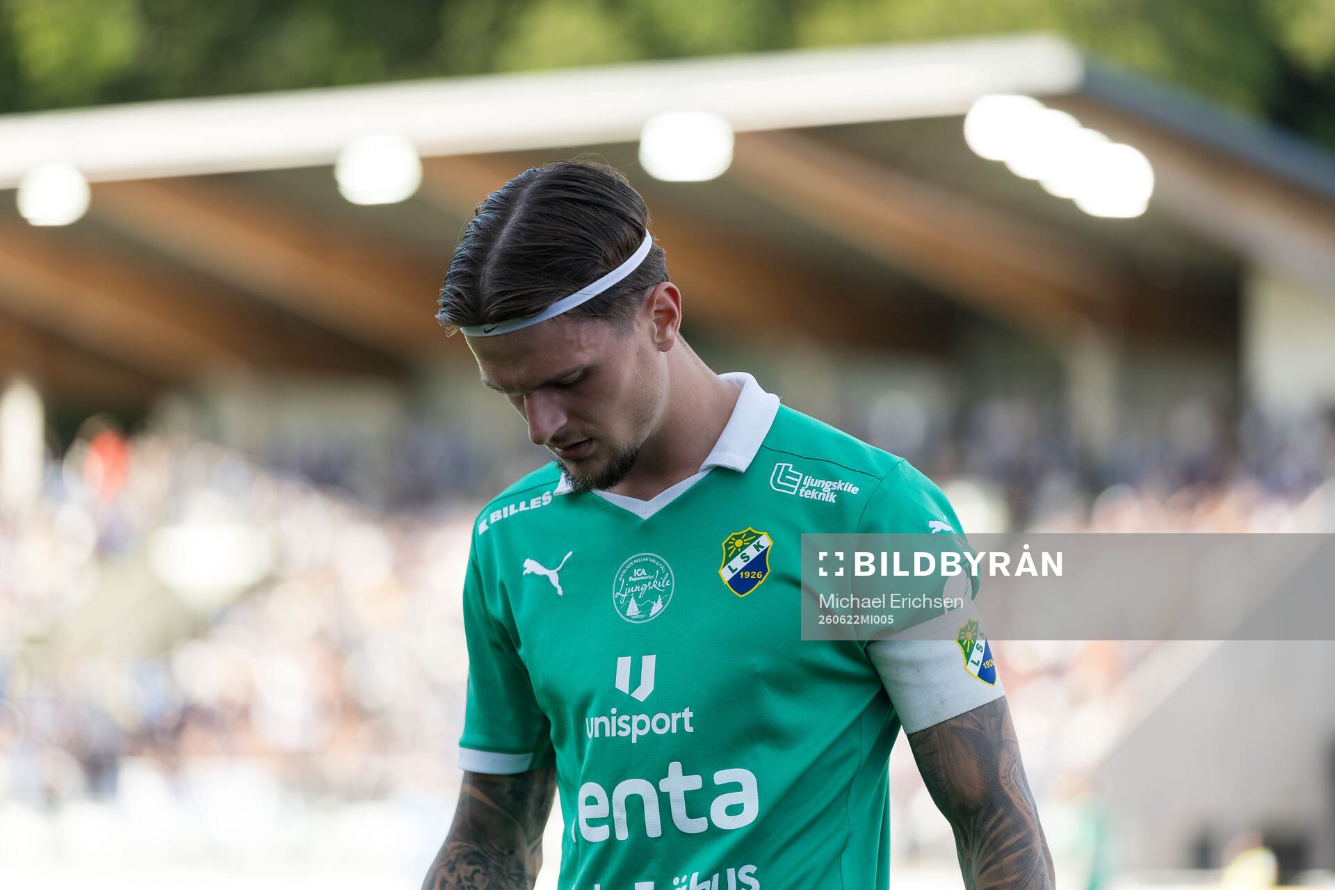 Ljungskiles Filip Ambroz lämnar planen