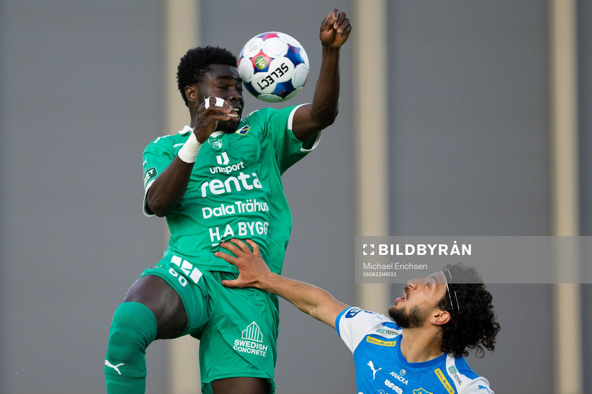 Ljungskiles Gideon Mensah och Oddevolds Leonardo Farah