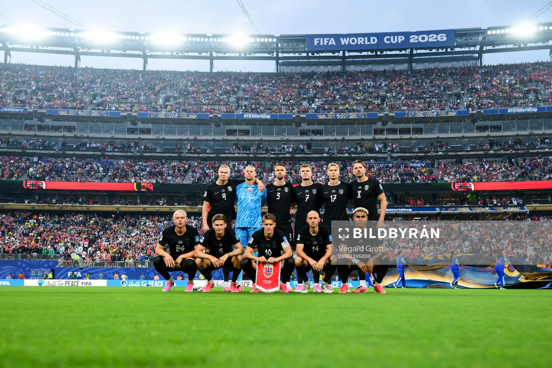 Erling Braut Haaland, goalkeeper Ørjan Nyland, Kristoffer