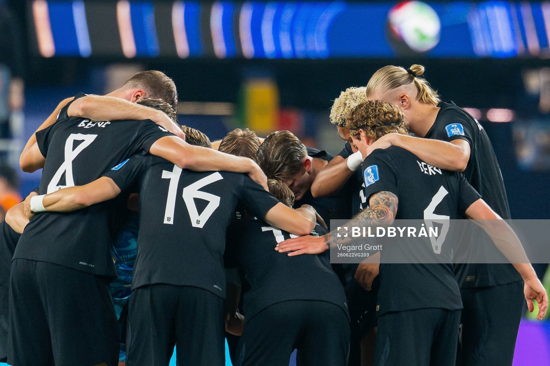 Marcus Holmgren Pedersen, Patrick Berg and players of