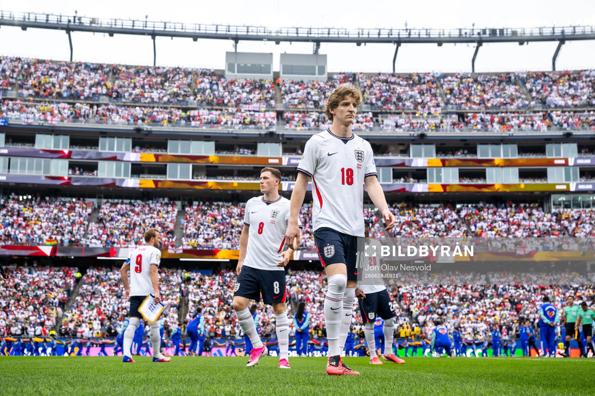 Harry Kane, Elliot Anderson, Anthony Gordon and Noni