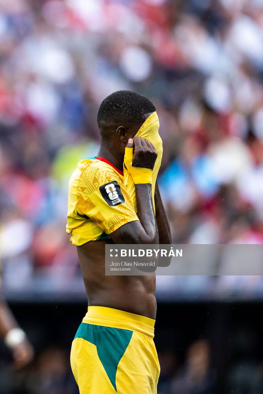 Thomas Partey of Ghana looks dejected